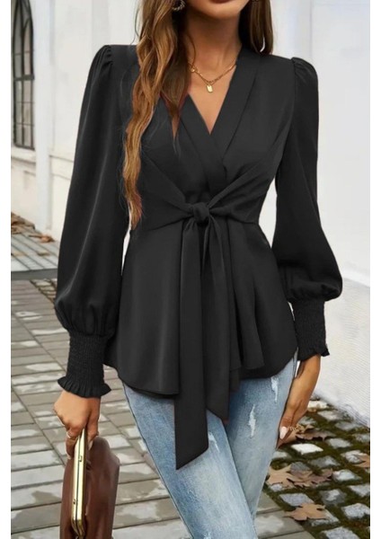 Kruvaze Yaka Bağlama Detaylı Ithal Krep Bluz - Siyah fiyatları