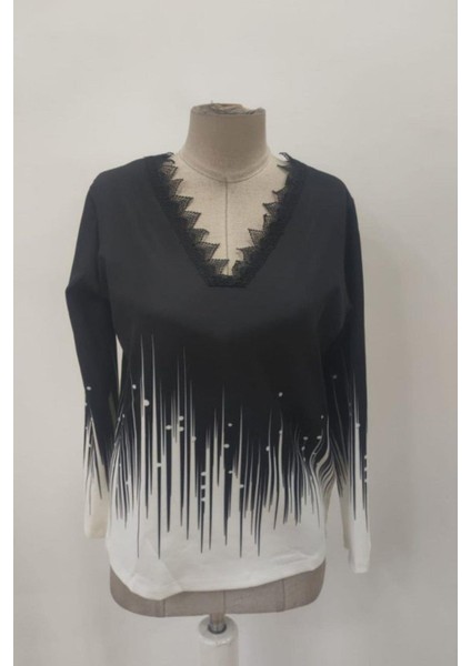 V Yaka Dantel Detaylı Desenli Modal Bluz - Siyah indirimleri