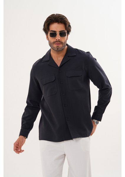 Erkek Relax Fit Uzun Kollu Pamuklu Çift Cepli Kapaklı Düz Desenli Koyu Lacivert Mevsimlik Gömlek