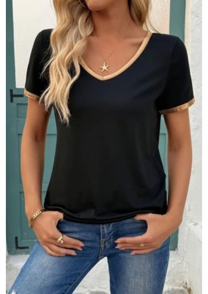 V Yaka Kısa Kollu Viskon Bluz - Siyah