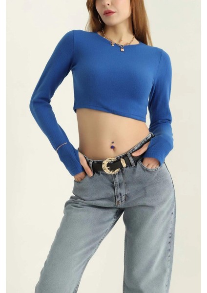 Bisiklet Yaka Parmak Geçmeli Crop Bluz Saks