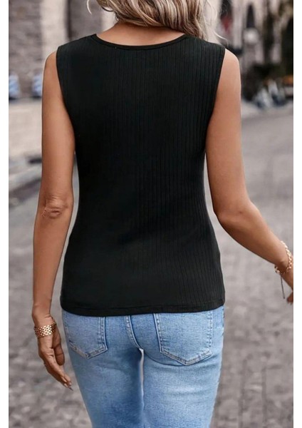 V Yaka Dantel Detaylı Kaşkorse Bluz - Siyah modelleri