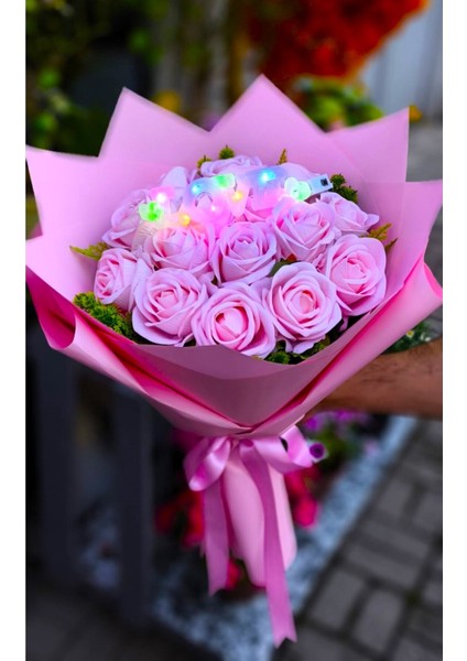 15'li Pembe Kadife Gül Buketi Işıklı Love Yazılı Özel Gün Hediyesi modelleri