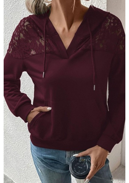 Dantel Detaylı V Yaka Kapüşonlu Cepli Viskon Iki Iplik Bluz - Bordo