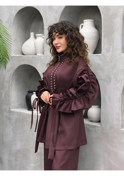 Taş Süslemeli Volanlı Kol Detaylı Premium skuba Kumaş Pantolonlu Ikili Takım