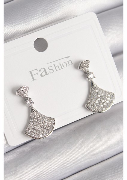 Pirinç Gümüş Renk Zirkon Taşlı Motif Model Kadın Küpe - TJ-BKP9777