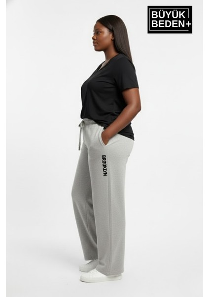 Kadın Büyük Beden Brooklyn Baskılı Rahat Kesim Lastikli Bel Paça Reçme Eşofman Altı SPR26EAK952-2