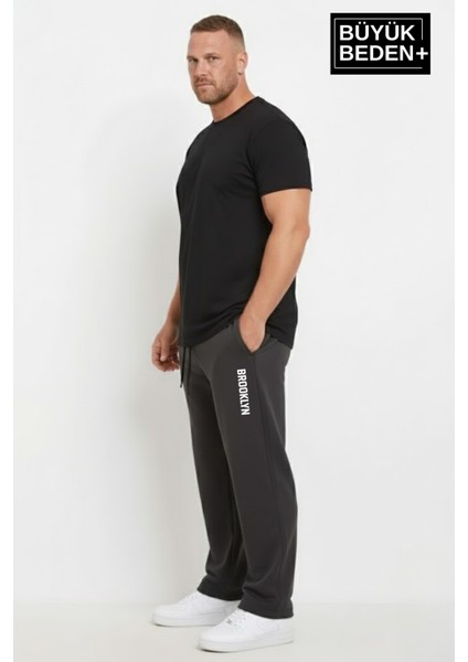 Erkek Büyük Beden Brooklyn Baskılı Rahat Kesim Lastikli Bel Paça Reçme Eşofman Altı SPR26EA952-2