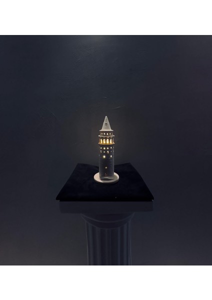 Galata Kulesi Seramik Fişli LED Abajur – 30 cm Tarihi Masa Aydınlatması