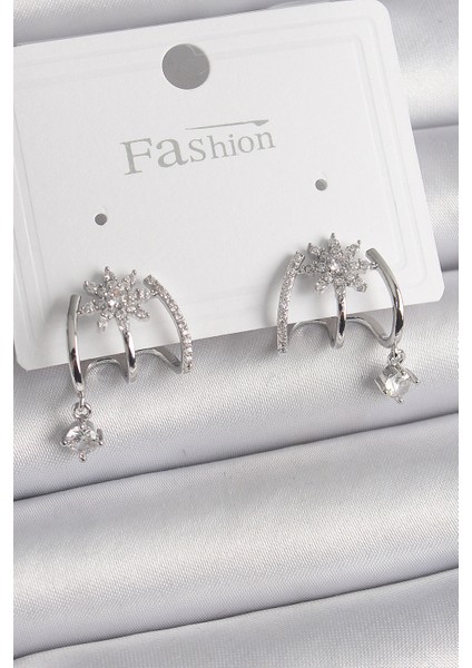 Pirinç Gümüş Renk Zirkon Taşlı Çiçek Figür Sallantı Detay Kadın Küpe - TJ-BKP9843