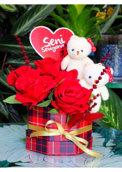 Kutuda Gül Ayıcık ve Seni Seviyorum Kartı Sevdiklerinize Özel Gün Hediyesi fiyatları
