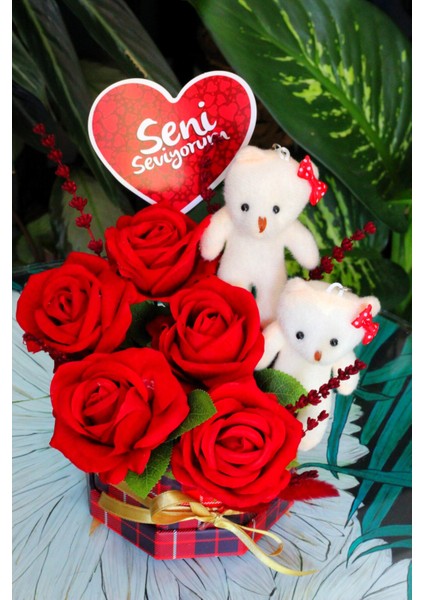 Kutuda Gül Ayıcık ve Seni Seviyorum Kartı Sevdiklerinize Özel Gün Hediyesi
