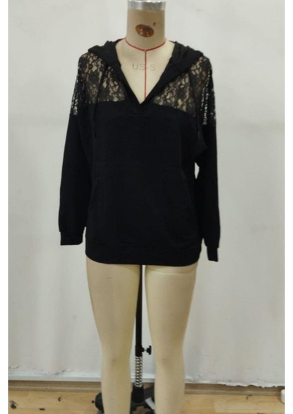 Dantel Detaylı V Yaka Kapüşonlu Cepli Viskon Iki Iplik Bluz - Siyah fırsatları