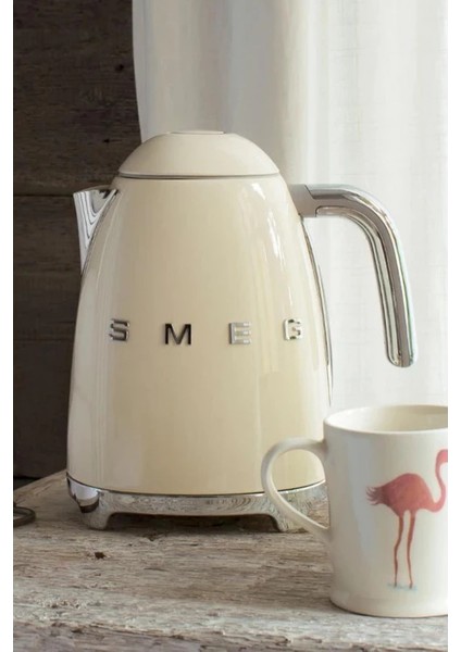 SMEG 50's Style Retro Beyaz KLF03WHEU Kettle fiyatları