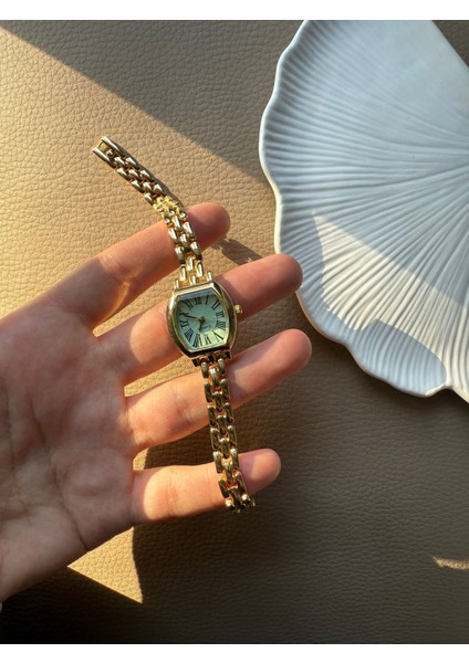 Retro Minimal Metal Kordon Vintage Kadın Kol Saati Içi Mavi