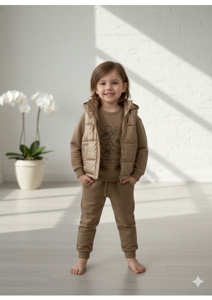 Kız Çocuk Gold Parlak Şişme Yelekli Sweatshirt Pantolon 3'lü Takım fiyatları