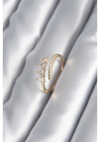 Pirinç Gold Renk Kalp Zirkon Taş Detay Kadın Yüzük - TJ-BYK2987