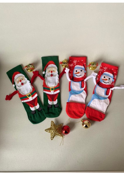 Yılbaşı Özel 2’li El Ele Tutuşan Çorap Seti – Karlı Kardan Adam & Noel Baba | Unisex Eğlenceli Yılbaşı Çorabı