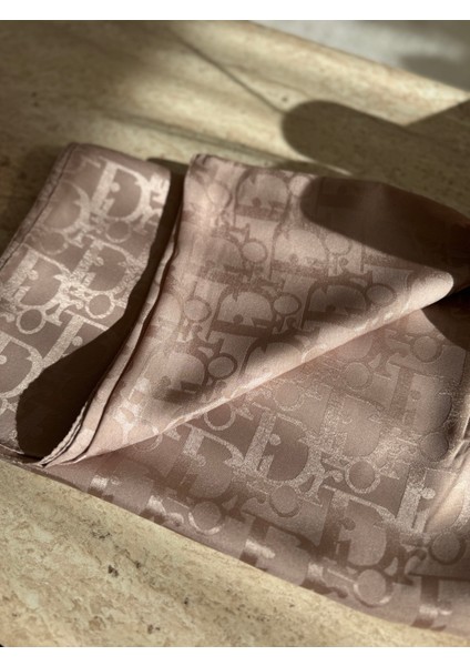 Kadın Dior Desen Jakar Şal modelleri
