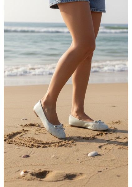 Chic Su Yeşili Hakiki Deri Fiyonk Detaylı Kadın Günlük Babet fırsatları