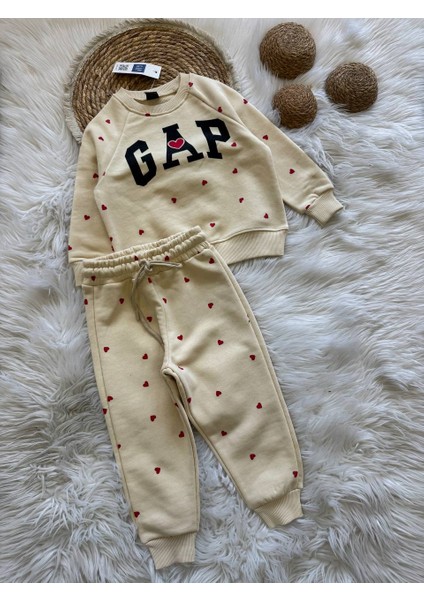Kalp Baskılı Krem Kız Çocuk Takımı – Sweatshirt & Jogger Alt, 2–8 Yaş fırsatları