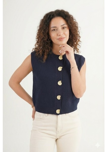 Düğmeli Kolsuz Triko Hırka fırsatları