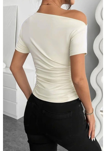 Kısa Kollu Düşük Omuz Büzgülü Bluz Bej modelleri