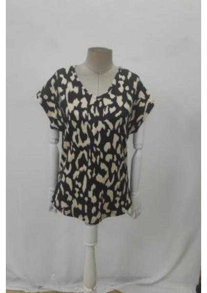 Desenli V Yaka Kısa Kollu Süprem Bluz - Desenli fırsatları