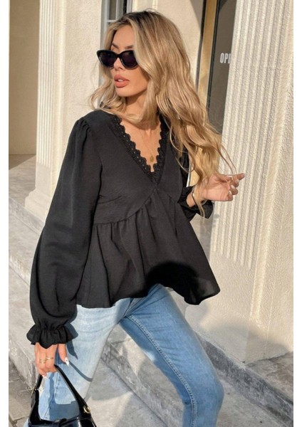 V Yaka Dantelli Aerobin Bluz - Siyah