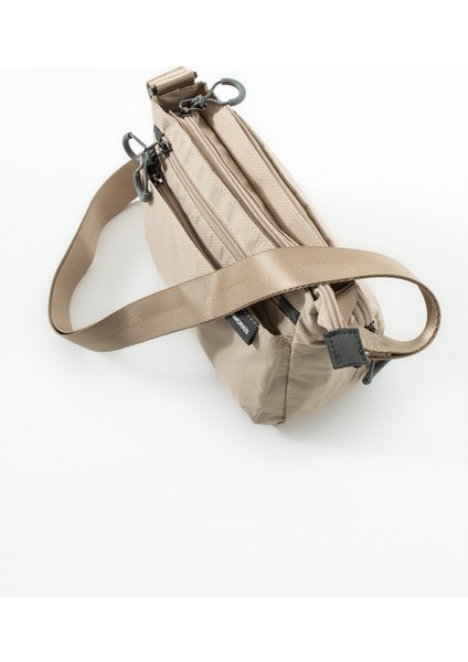 Kadın 4 Bölmeli Su Geçirmez Paraşüt Kumaş Ayarlanabilir Çapraz Askılı Çanta