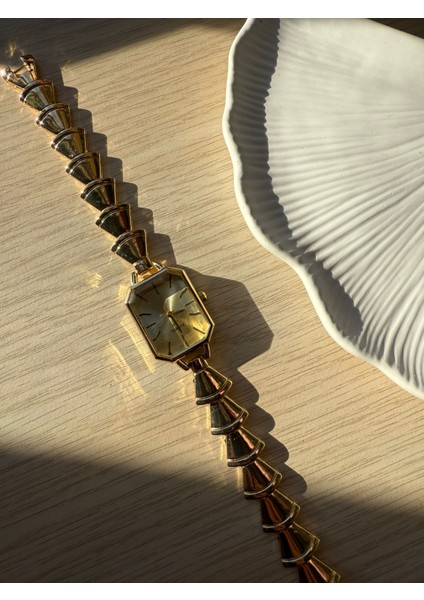 Retro Minimal Metal Kordon Vintage Kadın Kol Saati Içi Sarı