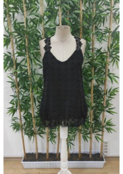 Dantel Askılı Ponpon Bluz - Siyah indirimleri