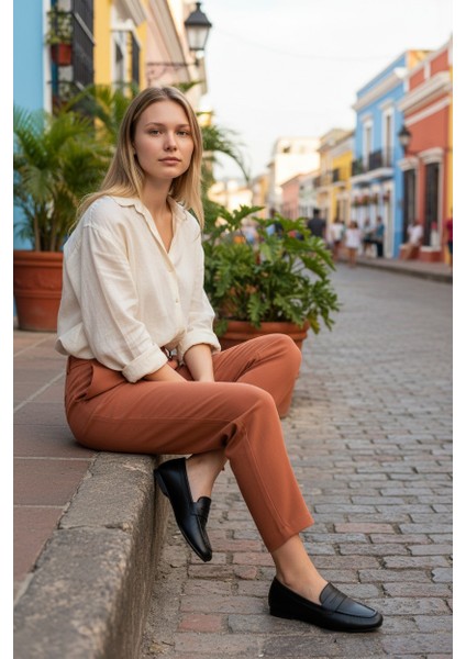 Nuage Siyah Hakiki Deri Yumuşak Taban Küt Burun Kadın Günlük Babet