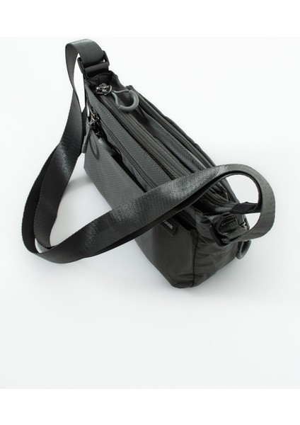 Kadın 4 Bölmeli Su Geçirmez Paraşüt Kumaş Ayarlanabilir Çapraz Askılı Çanta