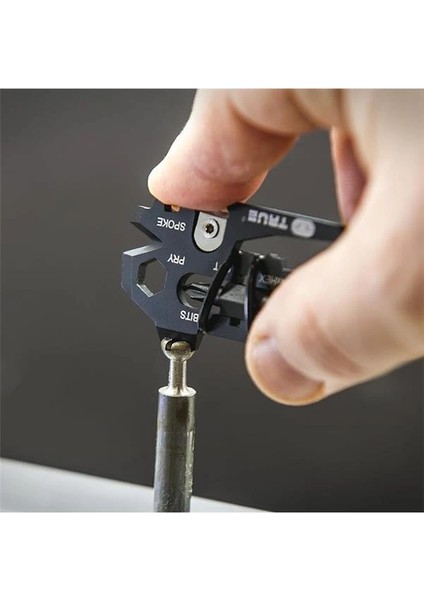 ​ Tu 206K Fishface 18 Fonksiyonlu Anahtarlık