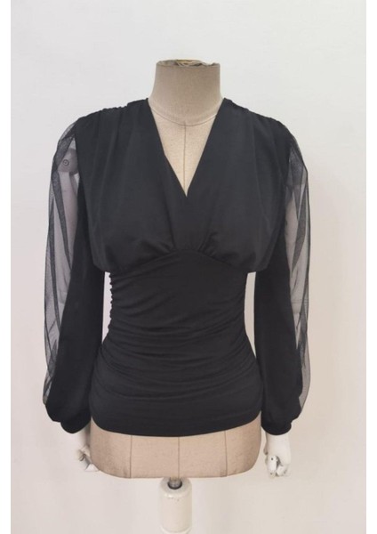 Sandy Kumaş V Yaka Tül Kollu Bluz - Siyah fırsatları