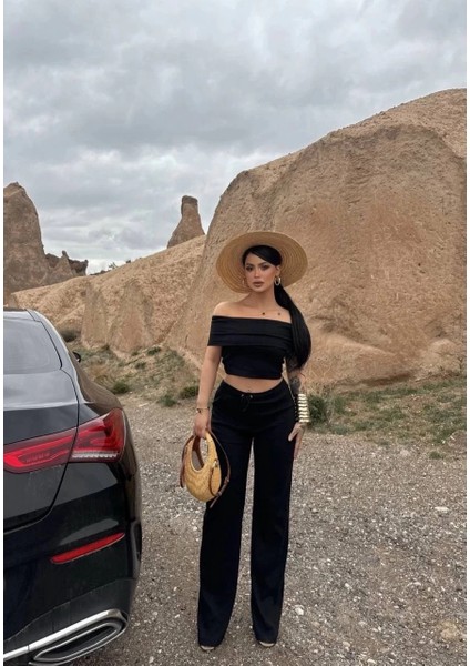 Madonna Yaka Bol Paça Pantolonlu Takım