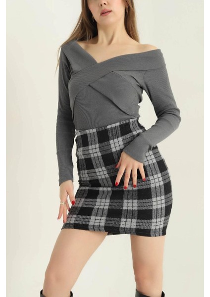 Kayık Yaka Parmak Geçmeli Fitilli Bluz Antrasit fırsatları