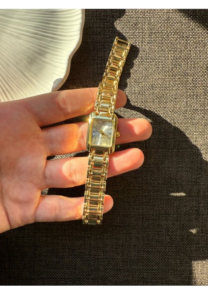 Retro Minimal Metal Kordon Vintage Kadın Kol Saati Altın