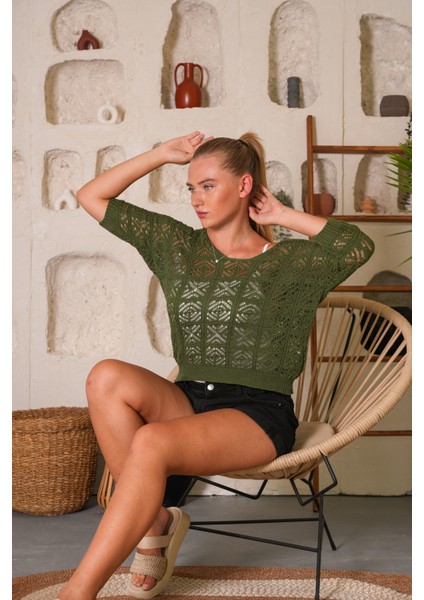 Triko Bluz Yazlık Kazak Dantel Ajurlu Etnik Desenli Yarasa Kollu Kayık Yaka Pareo Kadın Bluz