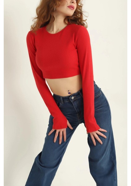 Bisiklet Yaka Parmak Geçmeli Crop Bluz Kırmızı fırsatları