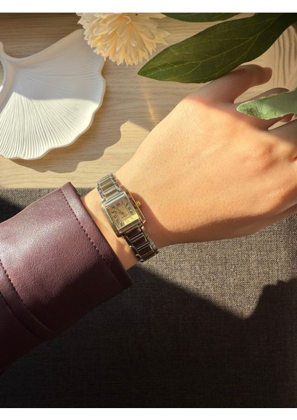 Retro Minimal Metal Kordon Vintage Kadın Kol Saati Içi Sarı fiyatları