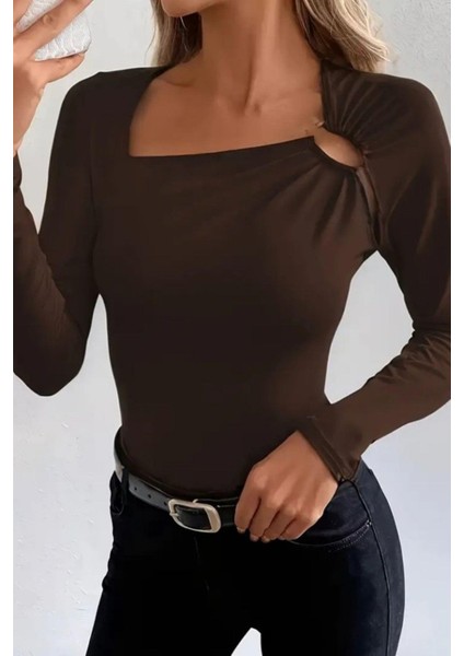 Halka Detaylı Viskon Bluz - Kahve