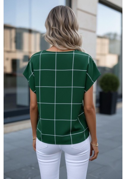 Ekose Desen Çentik Yaka Mikro Bluz Yeşil fiyatları