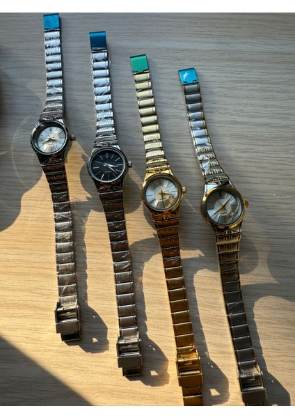 Retro Minimal Metal Kordon Vintage Kadın Kol Saati Çift Renk fiyatları