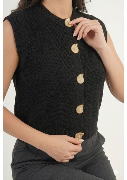 Düğmeli Kolsuz Triko Hırka modelleri