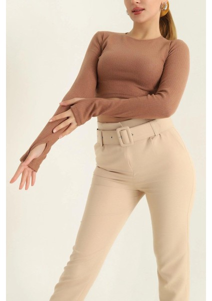 Bisiklet Yaka Parmak Geçmeli Crop Bluz Taba