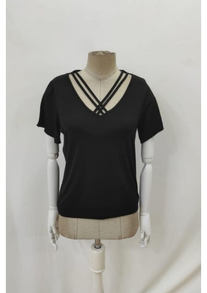 Kısa Kollu Şerit Detaylı Viskon Bluz - Siyah fırsatları