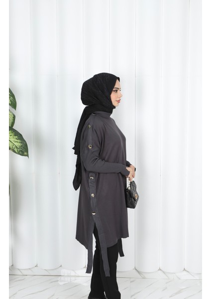 Düğme Detaylı Merserize Tunik fırsatları