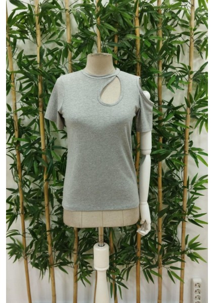 Damla Yaka Omuz Dekolteli Viskon Bluz Gri indirimleri